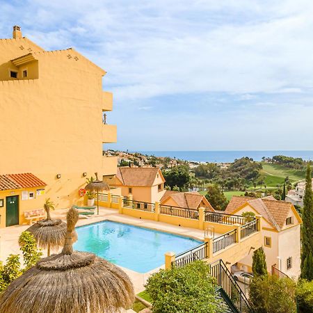 Fabulous Golf Front Apartment With Pool And Seaview Benalmádena Exteriör bild